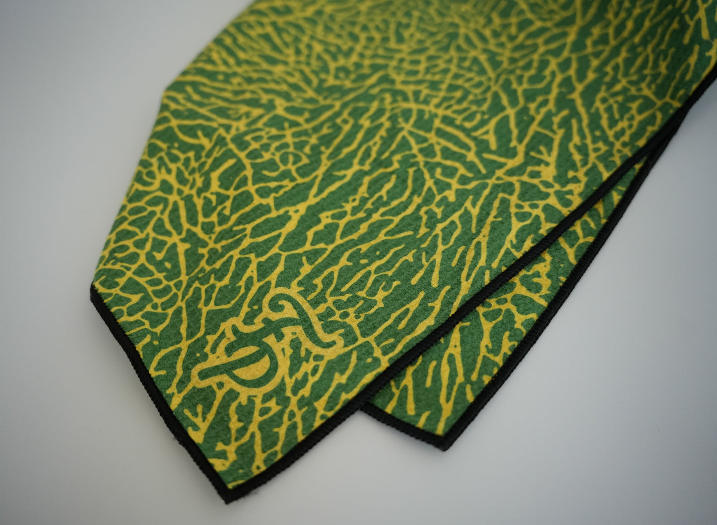 Augusta Colorway Golf Towel